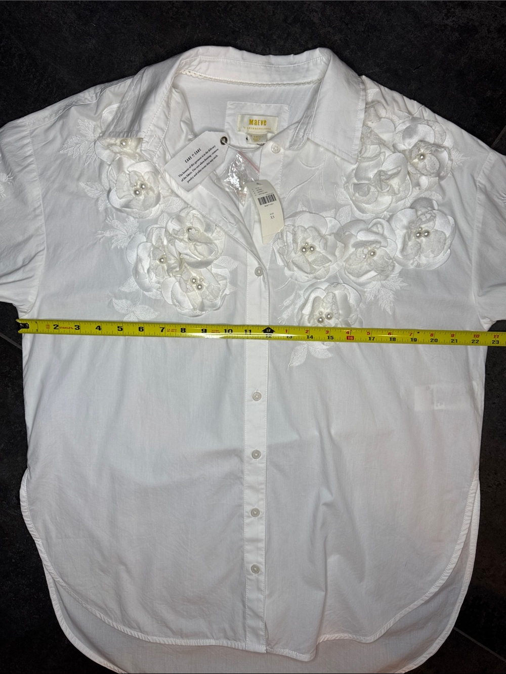 Anthropologie Maeve Bennet Buttondown 3D Floral Appliqué Shirt Fits Larger - Picture 9 of 17